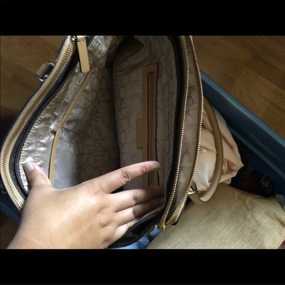 Bag - Picture 2 of 2